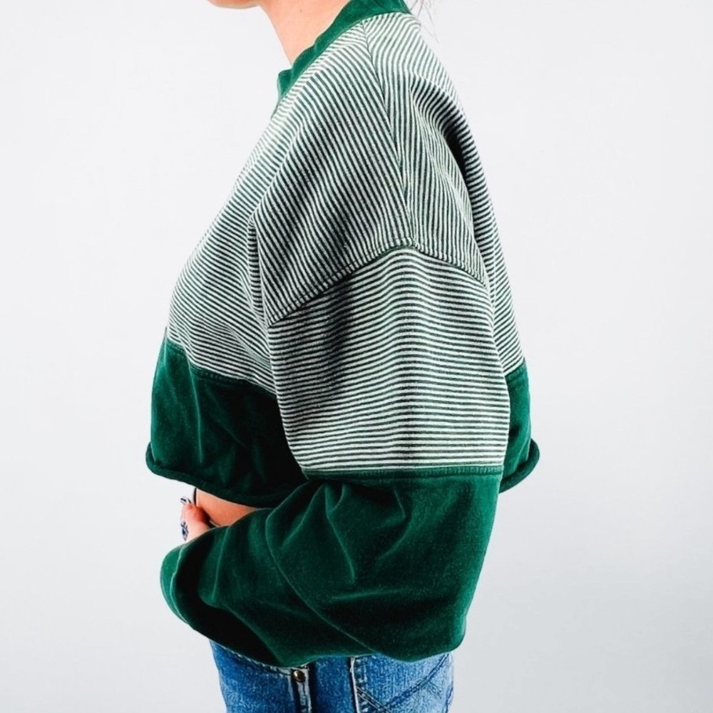 Windsor Shirt Company Green Striped Cropped Sweatshirt Cotton Crew Neck Large - Picture 3 of 8